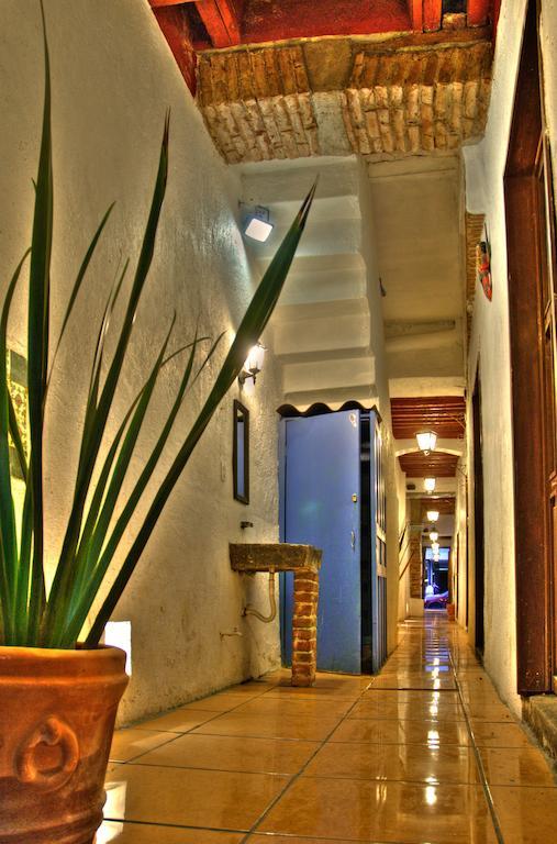 Gente de Más Hostel Puebla de Zaragoza Esterno foto