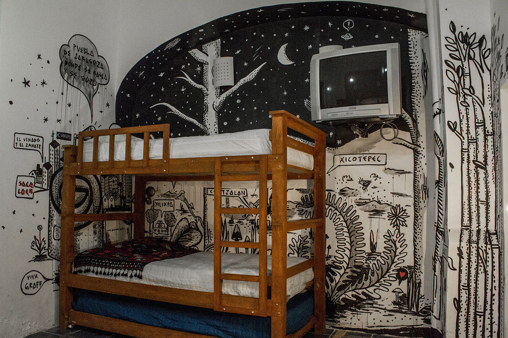 Gente de Más Hostel Puebla de Zaragoza Esterno foto